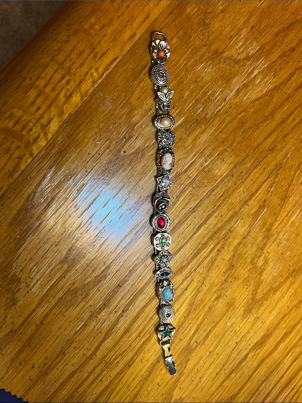Victorian Gold-Tone Multi-Stone Slide Bracelet with Colorful Charms - Picture 4 of 6